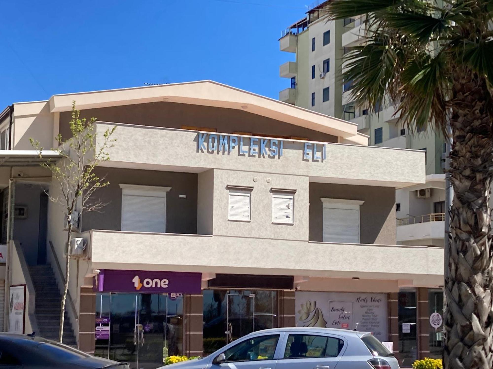 Kompleksi Eli Guest House Dıraç Dış mekan fotoğraf